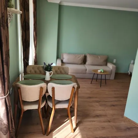 нел Черноморец